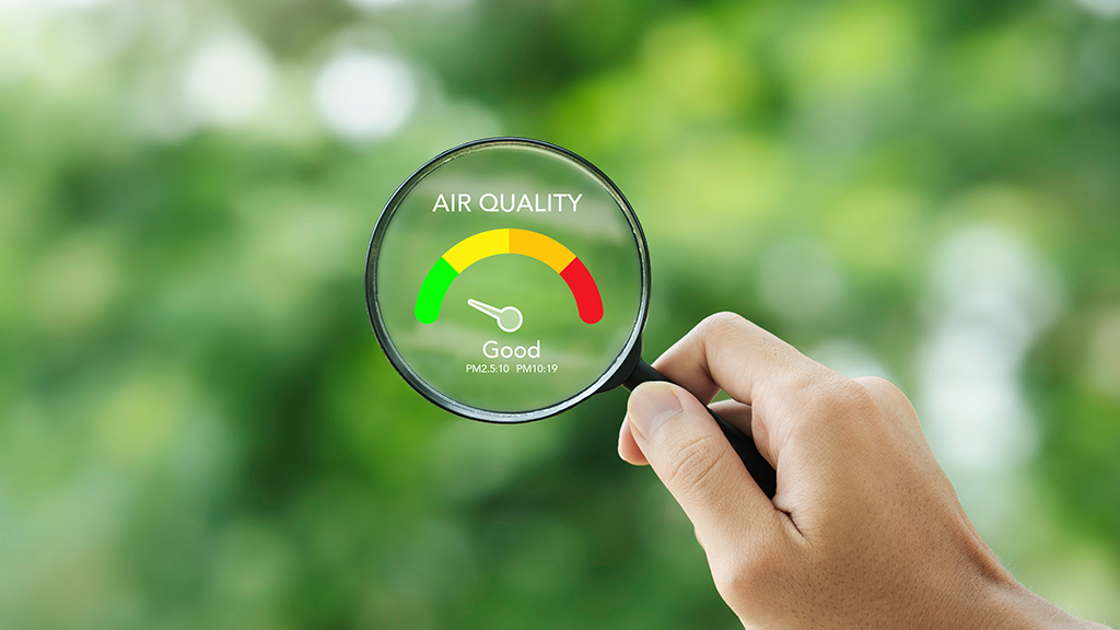 AIR QUALITY, HUMIDTY AND CO2 LEVEL DISPLAY